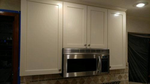 Kitchen cabinet